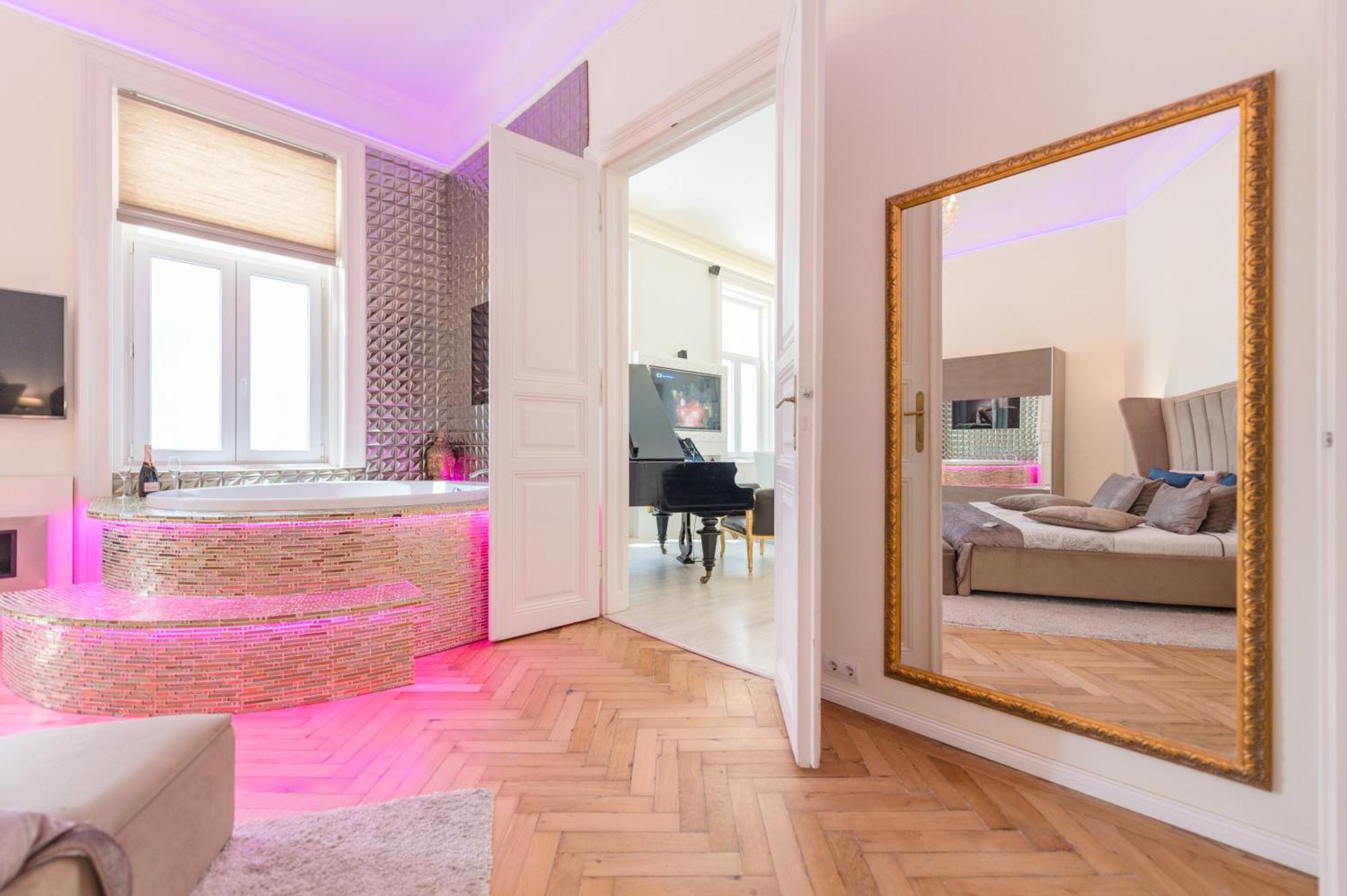 Budapest Eye Presidential With Jacuzzi & Sauna ภายนอก รูปภาพ