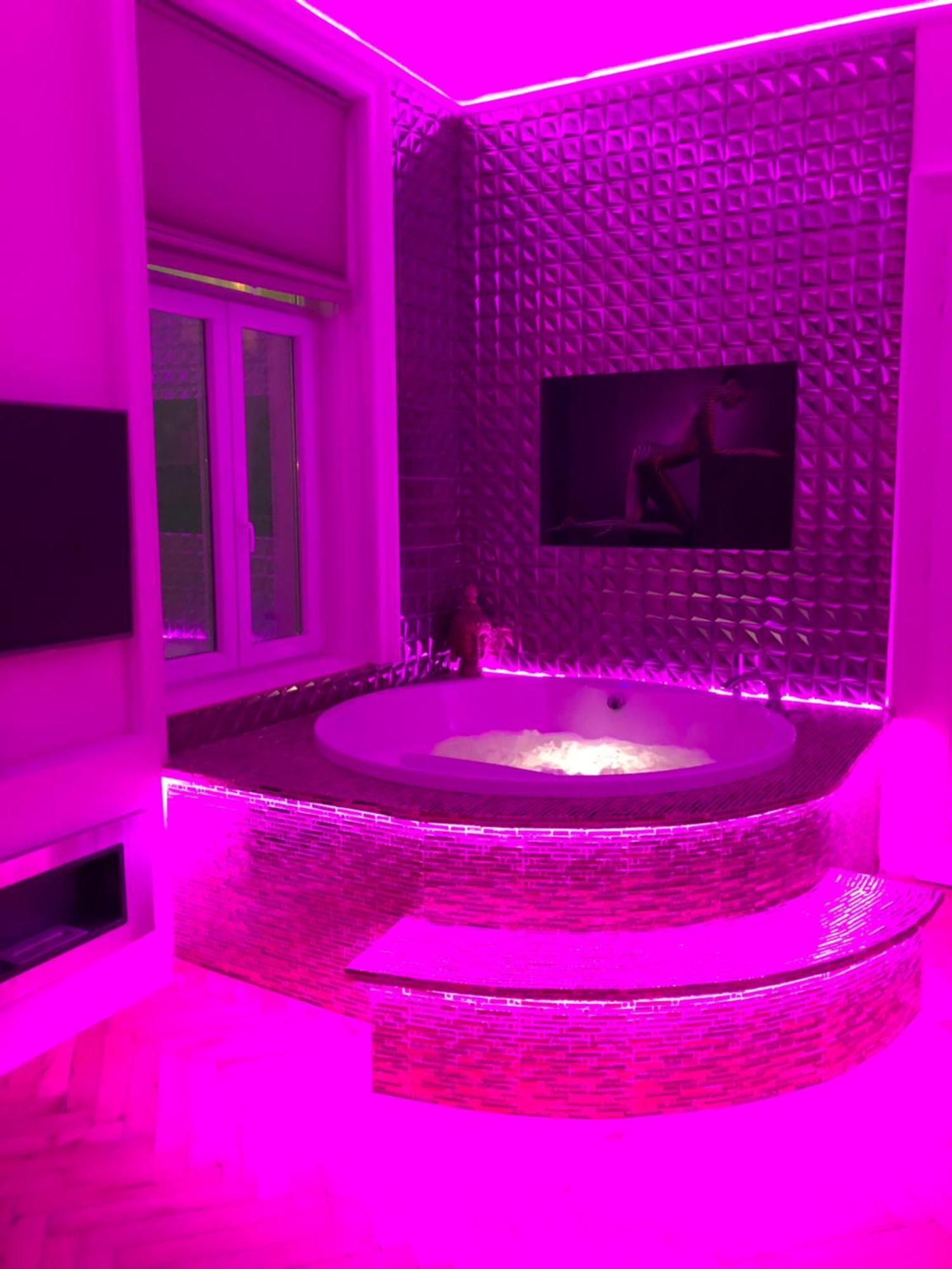 Budapest Eye Presidential With Jacuzzi & Sauna ภายนอก รูปภาพ